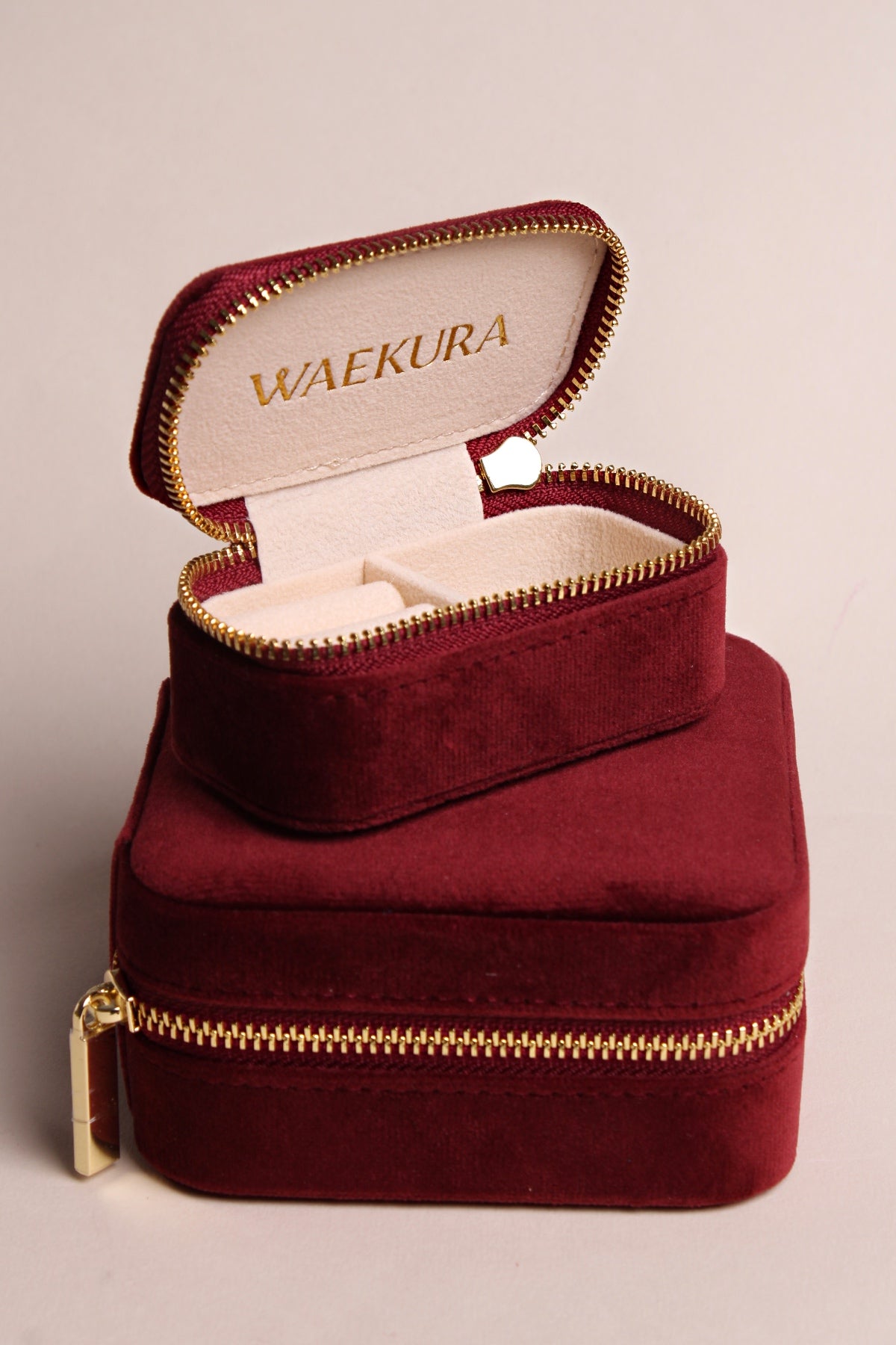 La Boîte à Bijoux - rouge griotte - luxelookstores